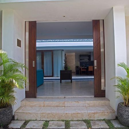 Indi Villas - The Bhadra Villa Seminyak Exterior foto
